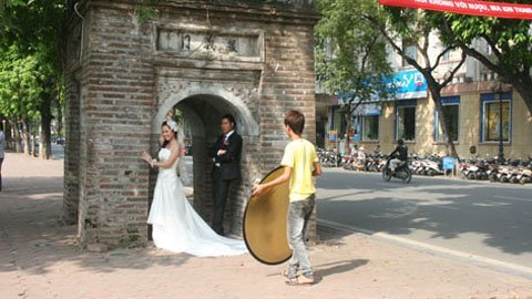 Đổ xô đi chụp ảnh cưới mùa thu