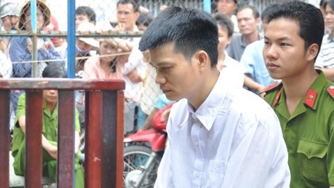 Chủ nhà trọ giết người thuê nhà vì chuyện bỏ rác