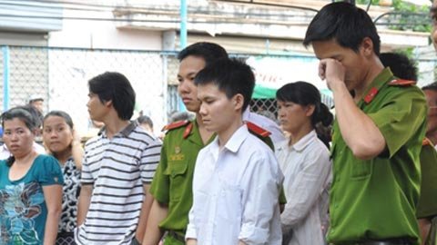 Kết thúc bi đát của sát thủ si tình