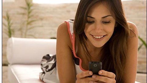 Lời gạ gẫm thích thú của em gái người yêu