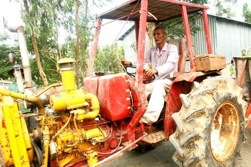 Chuyện một gia đình hi sinh tài sản cứu đê