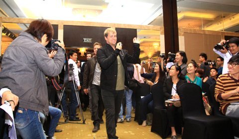 Cận cảnh 4 thành viên của Westlife tại Hà Nội