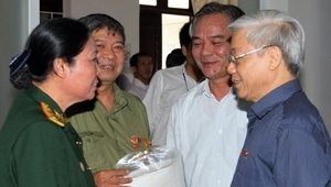 Giữ vững độc lập chủ quyền, toàn vẹn lãnh thổ
