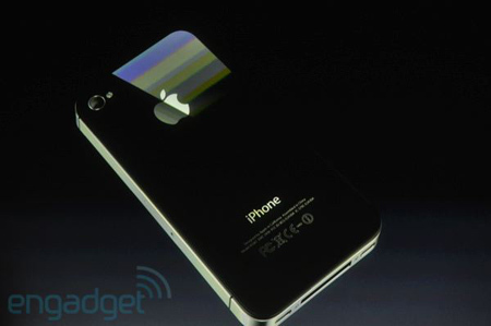 Chân dung iPhone 4S qua ảnh