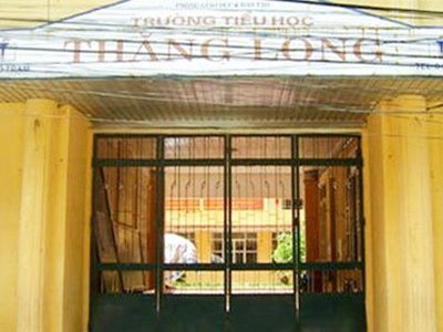 500 HS Trường Thăng Long chuyển nơi học mới