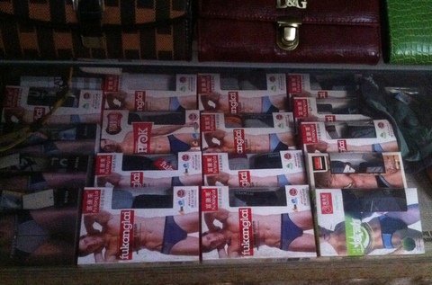 Quý bà, quý ông cùng 'khóc' vì dùng đồ độn