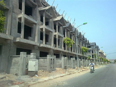 Ai 'làm xiếc' nhà đất Vân Canh?