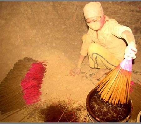 Hương nhang tẩm hóa chất có thể gây mù lòa