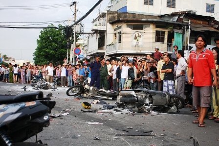 Giả định vài nguyên nhân vụ bác sĩ lái “xe điên”