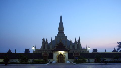 Bình yên thành phố “Mặt trăng”