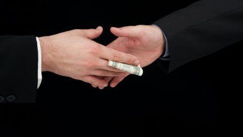 Hàn Quốc siết luật tham nhũng với doanh nghiệp nhà nước