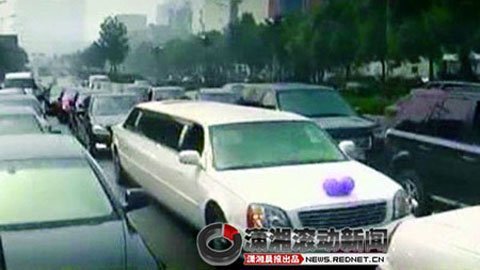 Hơn 100 xe sang 