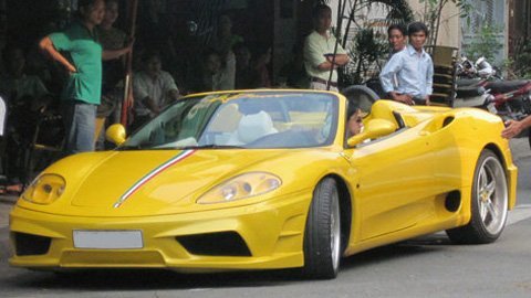 Những đội 'siêu xe' đón dâu của đại gia Việt