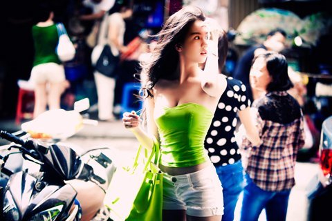 Sau sóng gió, Ngọc Trinh đẹp buồn