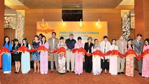 Du học Canada - Cơ hội học tập, làm việc, định cư