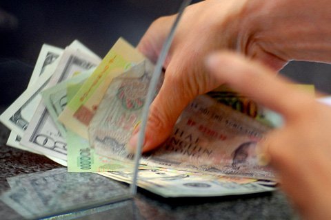 USD “chợ đen” và trị giá VND