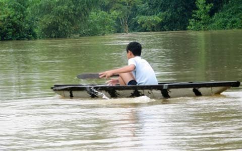 Di dời khẩn cấp hàng chục ngàn người