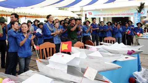 Hội trại thanh niên vì biển đảo quê hương
