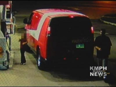 Clip bố say bắt con gái 9 tuổi lái xe