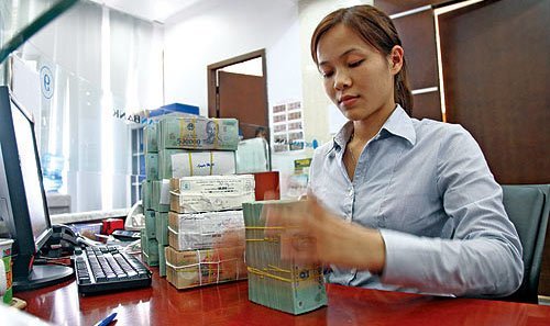 Bạn đọc tham gia “sàng lọc ngân hàng”