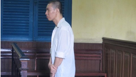 Giết hàng xóm vì tiếng nhạc karaoke