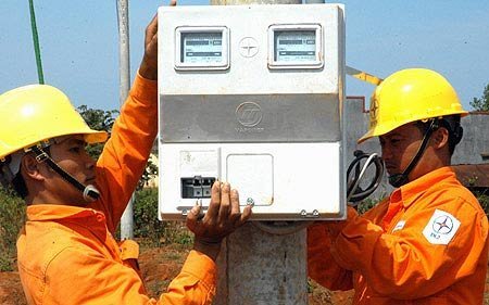 Khi EVN làm mất lòng dư luận