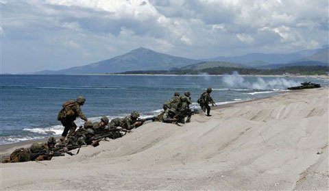 Lính thủy đánh bộ Mỹ, Philippines tập trận gần Biển Đông