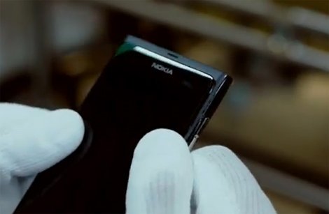 Xem tường tận chế tác smartphone N9