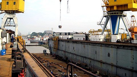 Trảm dự án 'ba không' và 'thiết quân luật' đầu tư