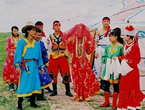 Nét độc đáo trong hôn lễ của người Mông Cổ