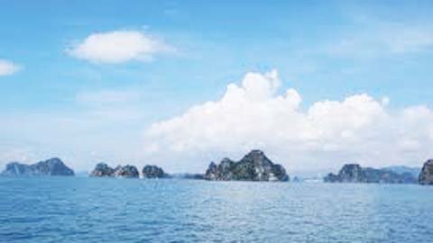 Tổ quốc tôi ba nghìn cây số biển