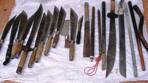 Dao nhọn đâm người, dưới 11% thương tích vẫn bị khởi tố