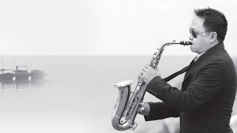 Anh trai Duy Mạnh gây bất ngờ với 