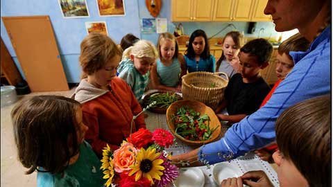 Mỹ: VIP công nghệ chọn trường bảng, phấn cho con