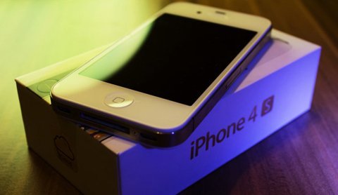 Thêm cú sốc iPhone 4S mắc lỗi âm thanh