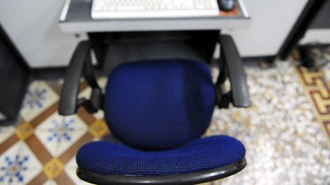 Chuyện bằng giả và cái ghế