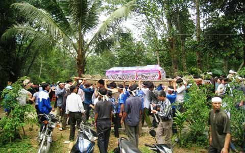 Kinh hãi kể lại vụ 6 công nhân bị điện giật chết