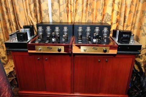 Theo đuổi những cung bậc sâu lắng của âm thanh