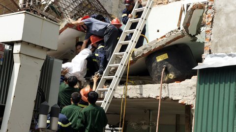 Nóng trong ngày: Tan hoang vì vụ nổ gas