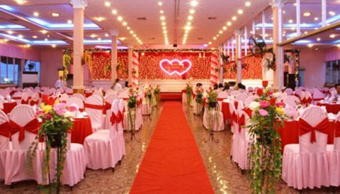 Đua nhau cưới, khai trương ngày '6 nhất' 11/11/2011