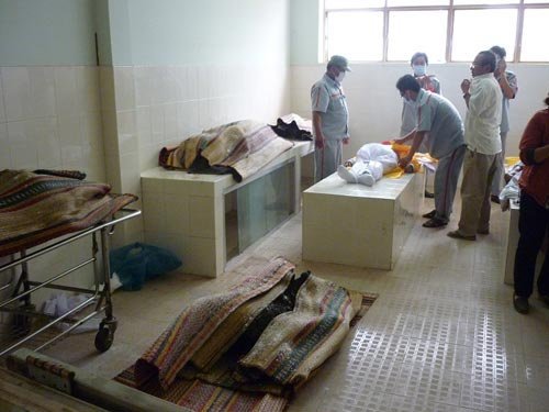 Bất lực nhìn ngọn lửa “nuốt chửng” hành khách
