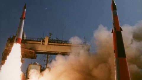 Nếu tấn công Iran, Israel chỉ cần 42 tên lửa 