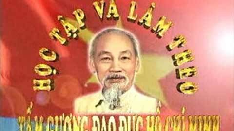 Làm theo gương Bác Hồ- một tiêu chuẩn bình xét công chức