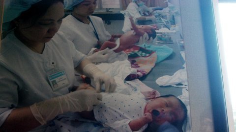 Áp lực phía sau những 'giọt lệ hiếm muộn'