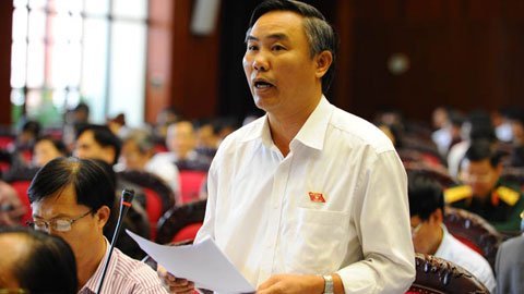 Quản đất đai lỏng lẻo, khó kiểm soát thị trường ngầm