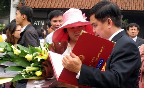 Các tân GS, PGS ngày càng trẻ
