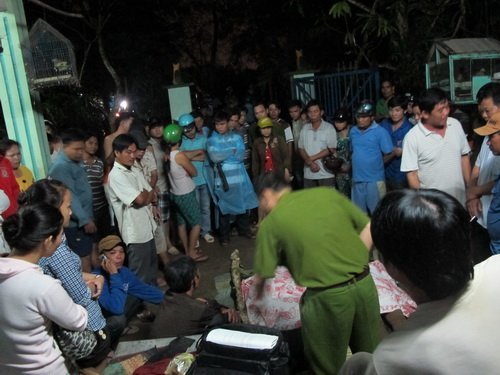 Đi thăm chồng, bị sét đánh chết