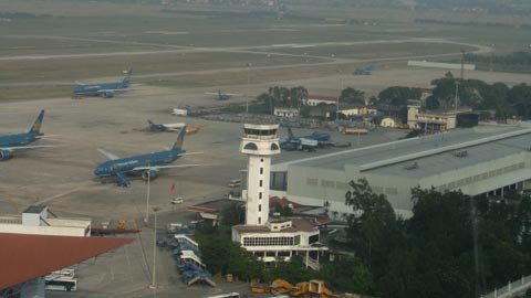 Đài không lưu cao nhất VN làm khó máy bay