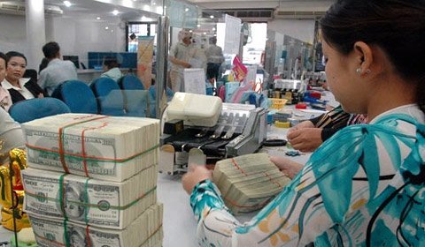 Cuối năm nay, các ngân hàng sẽ 'thoát nạn'?