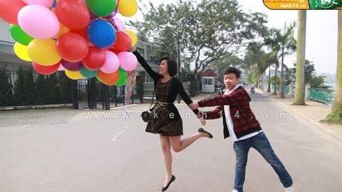 Xem teen Phan Đình Phùng 'nhắng' với bóng bay